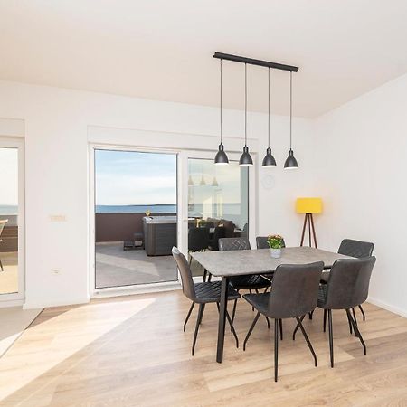 Villa Eni Apartments 1 Mandre Dış mekan fotoğraf