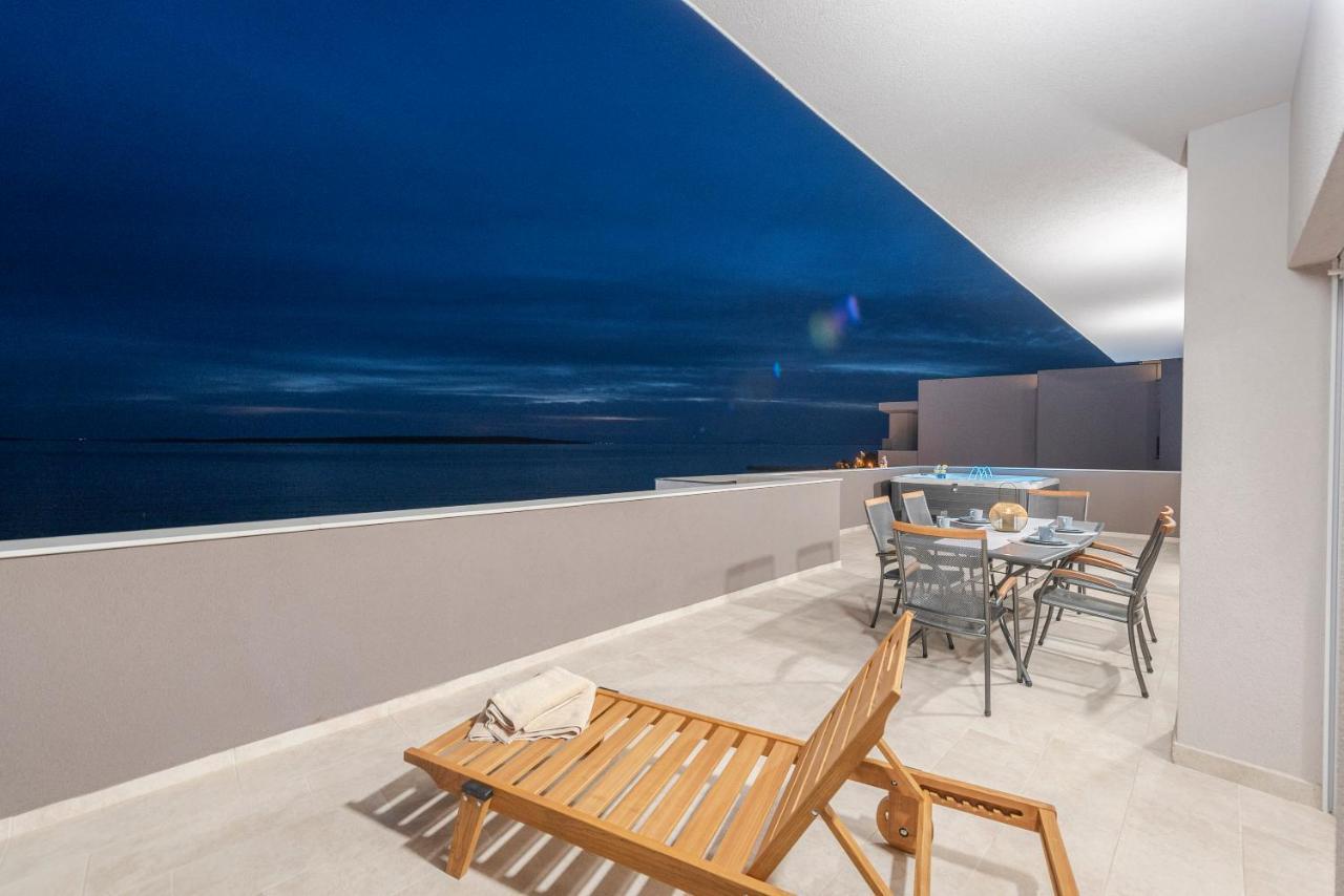 Villa Eni Apartments 1 Mandre Dış mekan fotoğraf