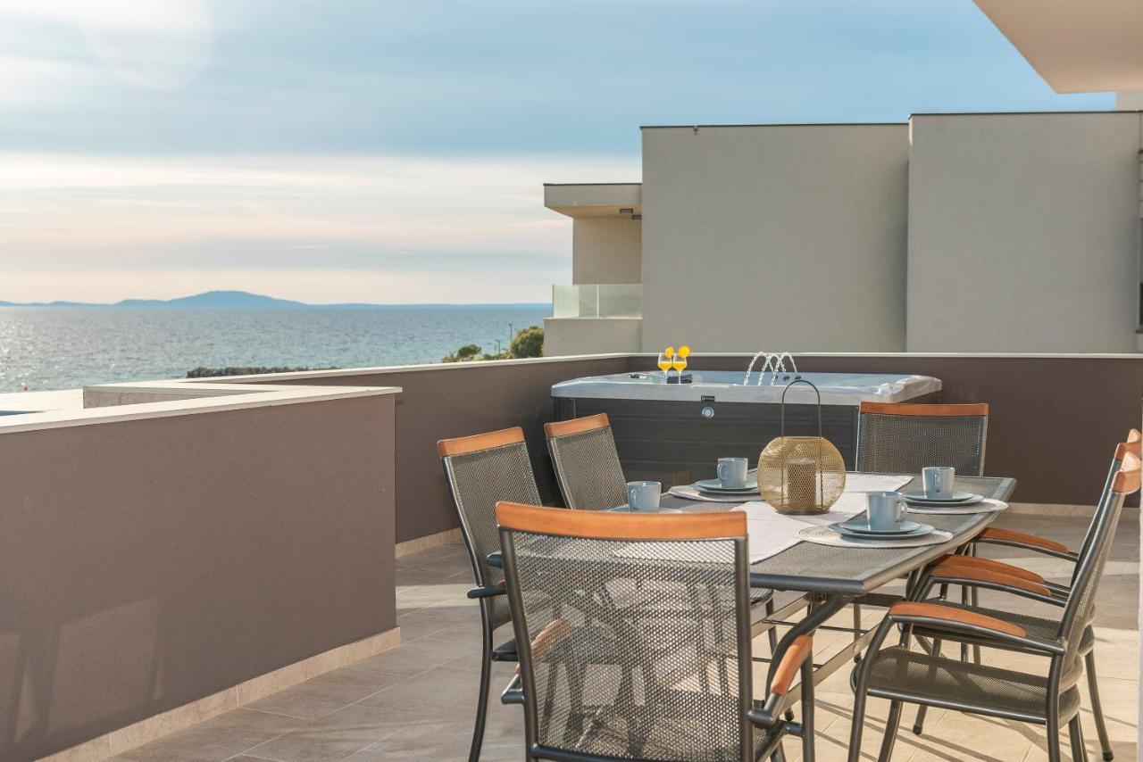 Villa Eni Apartments 1 Mandre Dış mekan fotoğraf