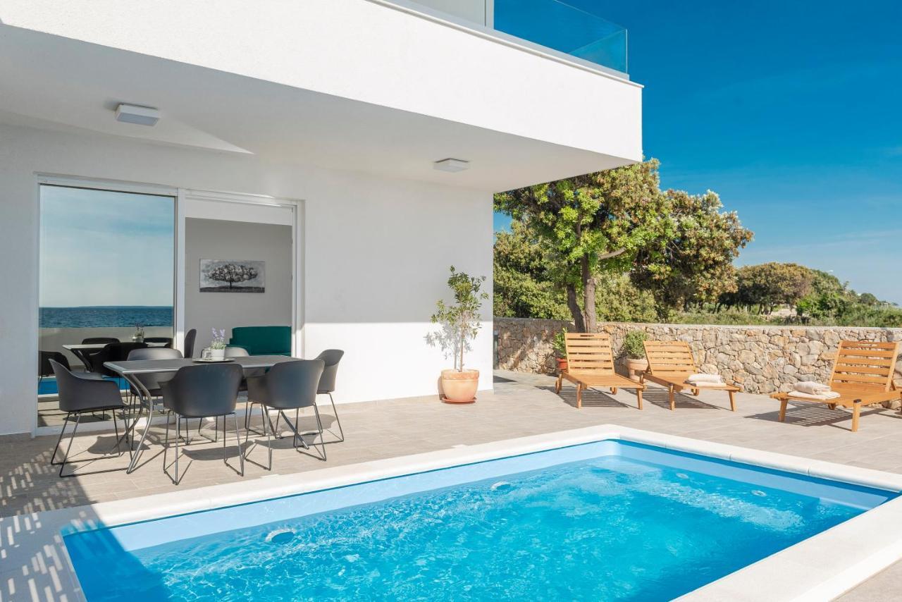 Villa Eni Apartments 1 Mandre Dış mekan fotoğraf