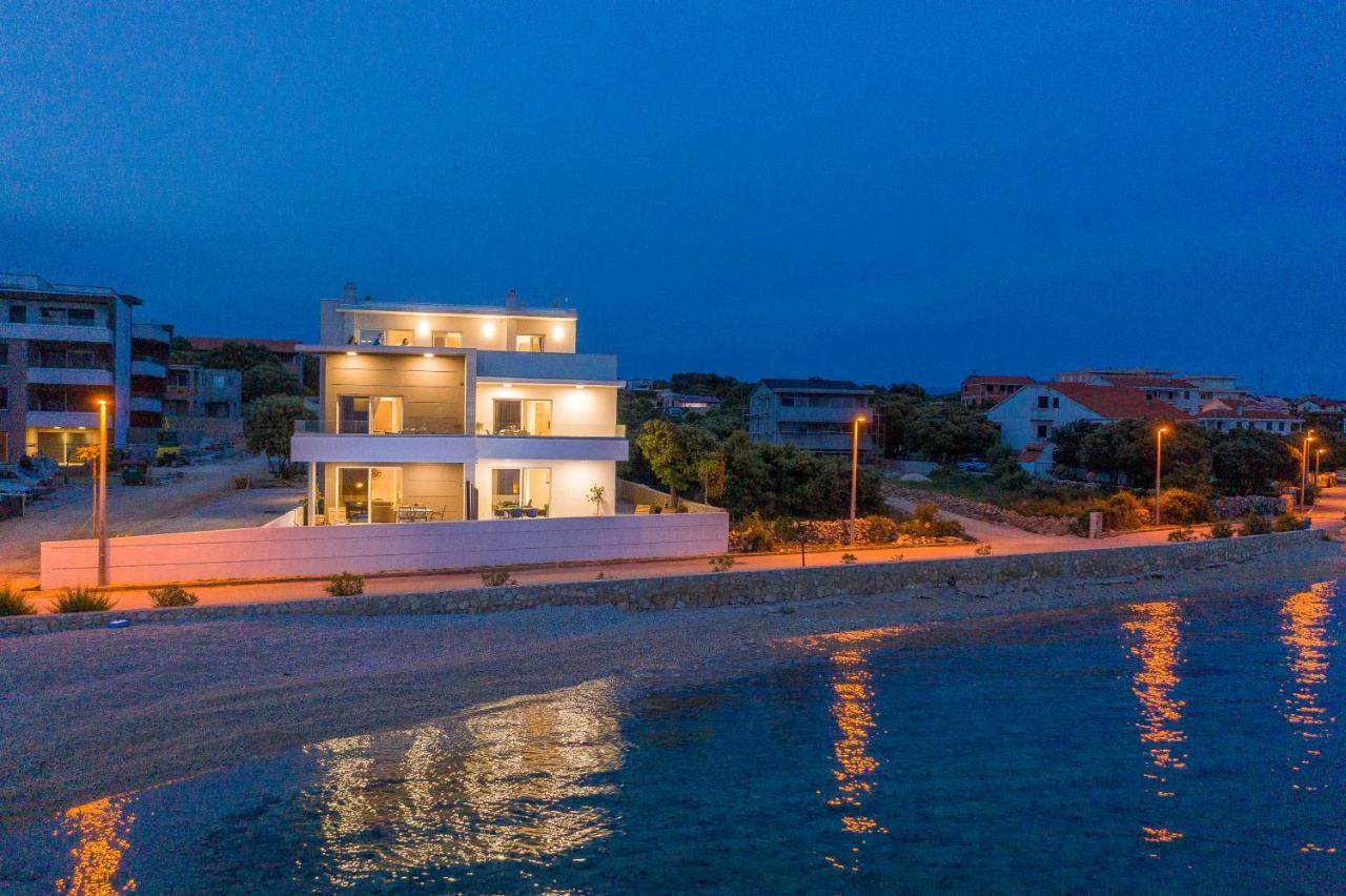 Villa Eni Apartments 1 Mandre Dış mekan fotoğraf