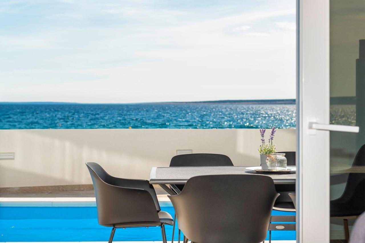 Villa Eni Apartments 1 Mandre Dış mekan fotoğraf